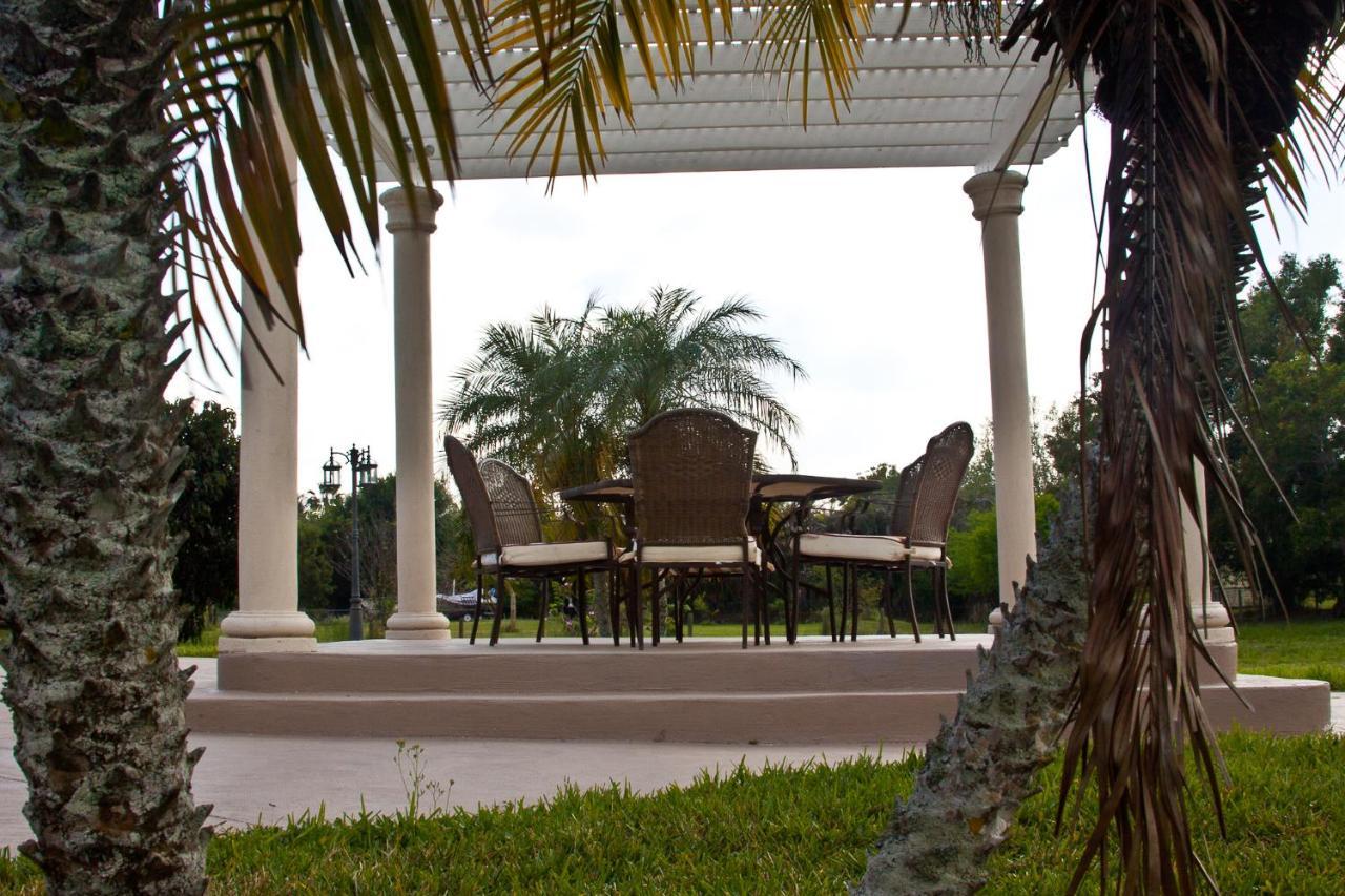 Homestay Weston Ranches Southwest Ranches Extérieur photo